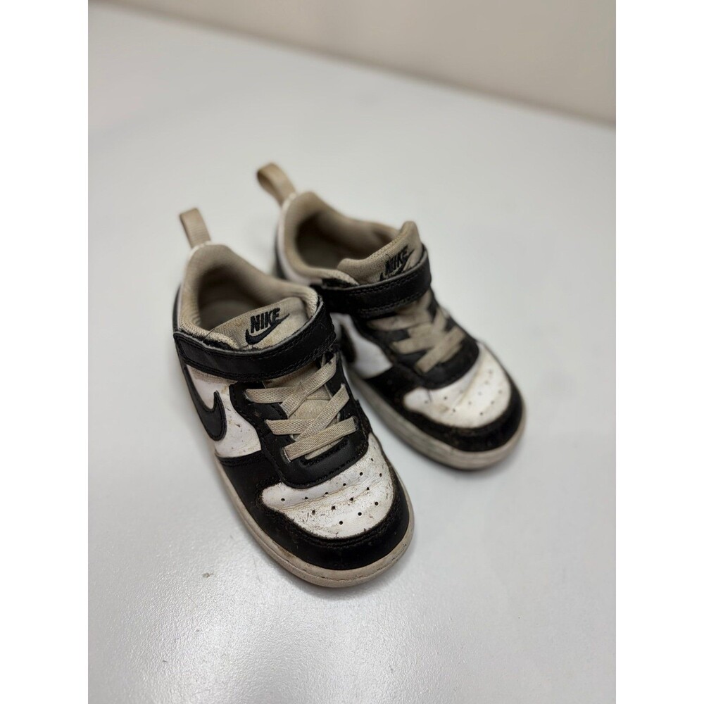 Boys Nike Pandas